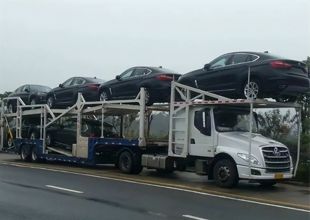 轎車托運怎樣收費的？汽車托運有哪些費用